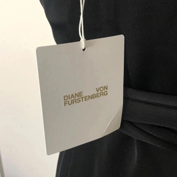 Diane Von Furstenberg Avila Wrap Dress - Picture 10 of 10